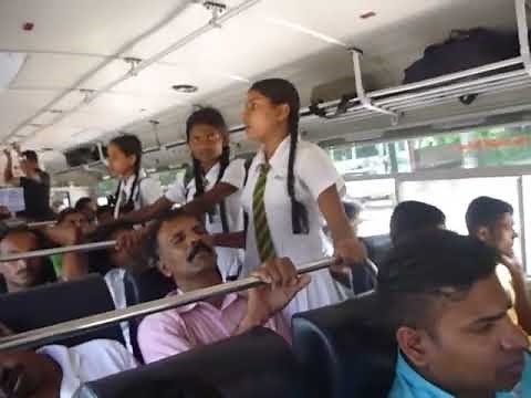 Sri Lanka Bus Jack | කෙල්ලෙක් ඕනකමින් අතුල්ල ගන්නවා