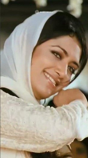 Mamta Mohandas Moves 😍🎧 | Malayalam Love Song | Kizhakku Pookkum Video Song | Anwar