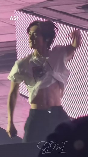 Jungwon's Incredible Abs Showcase in Concert