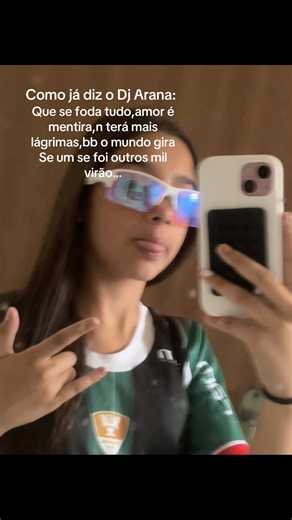 DJ Arana: Reflexões Sobre Amor e Desilusões