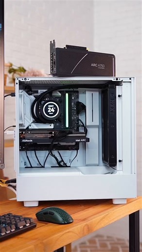 2.2K views | With Intel Arc Graphics, we're leveling up our game and keeping it smooth Check out Zer Eric's review here: https://bit.ly/3zFwE4D WTB? Dynaquest, Easy PC, IT World, PC Express, PC Hub, PCWORX, Portabytes & Thinking Tools. #IntelPH #IntelGaming | Intel | Facebook