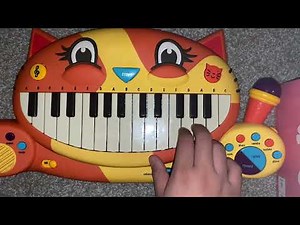 Daniel Tiger’s Neighborhood Theme Song (Cat Piano Cover)