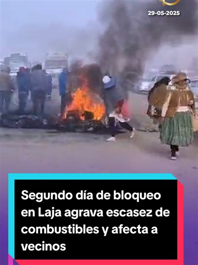 Bloqueo en la carretera Laja afecta el transporte público