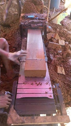 "The Manufacturing Process of Pressed Bricks with Modern Machines"