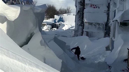 Heaviest snowfall in 60 years blocks buildings in Russia's Kamchatka
