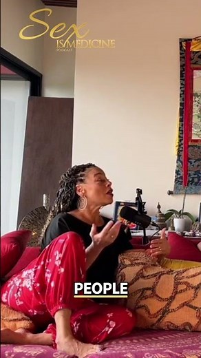 Polyamory vs Monogamy: Strategies to Meet Relational Needs 🤗 🫂