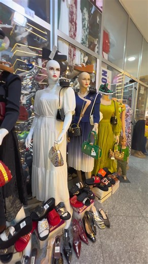 Rohbot fashn (@rohbot.fashion)’s videos with original sound - Rohbot fashn