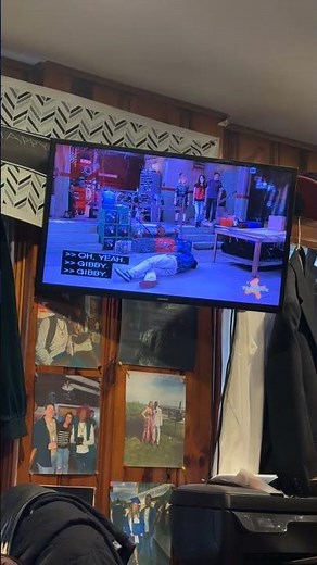 iCarly: Carly’s plan backfire and Gibby falls off the ceiling and crack his ribs