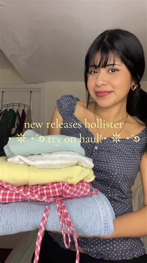 Spring Try-On Haul: Cute Styles from Hollister