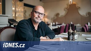 Týdenní výplata mě bavila, říká Pohlreich o Austrálii, kde žil s první ženou - iDNES.cz