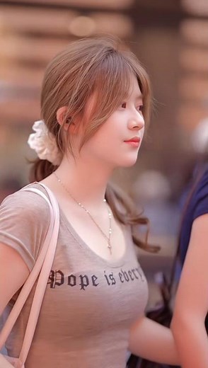 Viral Asian Street Fashion Show | Stunning Urban Looks 2025#AsianStreetFashion #StreetStyle2025