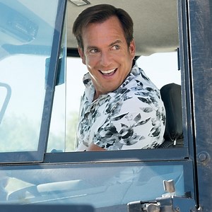 Will Arnett Recalls Crying on the Side of the Road After Amy Poehler Breakup
