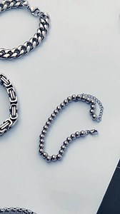 A closer look to bracelets colleciton by Tiara | Tiara