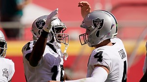 1M views · 5.1K reactions | Derek Carr throws for 3 TDs and the Las Vegas Raiders get a big win over their division rivals, 30-24! #LVvsKC | NFL Game Recaps | Facebook