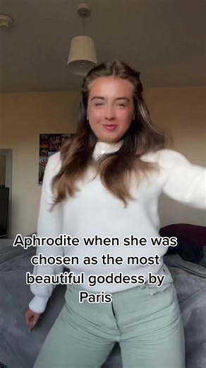 Paris gave Aphrodite the golden apple that was meant for the fairest goddess as she promised she would bestow upon him Helen, the most beautiful woman. The abduction of Helen of Troy then lead to the Trojan war🐴 #aphrodite #myth #classics #ancient