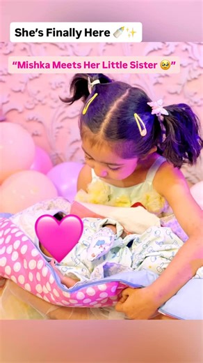 Mishka 🌸 on Instagram: "Hi little sister❤️… I was waiting for you. I promise to love you, protect you, and hold your tiny hand forever 🤍👶 14/12/2025 Mishka ka role upgrade ho gaya… Big Sister mode ON 🥰✨ {big sister,trending,love,cute,cute bond,sibling,welcome baby girl,Fyp,siblings bond} #trending #siblings #viral"