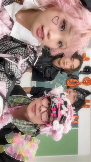 平成みたいだ on Instagram: "トリックオアトリートwith「ののち」ちゃん＼( 'ω')／ 出演 目黒空 @42.l0ve 上野日向 @_yuhi_1116 馬場武 @ikemen_number1 ぽるん @nonochiiidechi #平成 #平成男子 #平成みたいだ #ショートドラマ#ショートフィルム #ハロウィン #コスプレ"