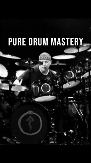 Neil Peart Drum Solo #drums #drummer #solodrum #drumsolo #neilpeart #rush