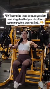 These exercises are fantastic for targeting your front delts (the front part of your shoulder). Here’s how it works👇👇 1️⃣ Angle of the Weight: The position of the weight or resistance is set to create tension on your front delts instead of your chest. 2️⃣ Grip & Angle: Keeping a wider grip and pressing at an upward angle shifts the focus away from your chest, isolating the front delt more effectively. 3️⃣ Front Delt Movements: (The main actions) ❇️Shoulder Flexion: Lifting your arm from your s