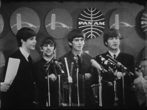 The Beatles arriving at the JFK Airport + Interview (2K 8mm Film Restoration, February 12th, 1964)