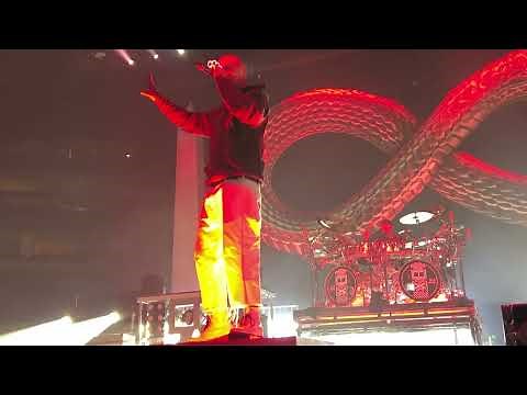 Five Finger Death Punch - Wrong Side of Heaven (Live) 4K