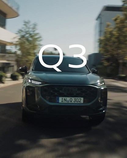 I percorsi urbani sono il terreno ideale su cui l’avanguardia si muove con dinamismo e carattere: Nuova Audi Q3 domina la città con un’avanzata gamma di assistenti alla guida e il supporto del Trained Parking capace di apprendere e replicare le manovre. #Audi #AvanguardiaDellaTecnica #Q3 | Audi Italia