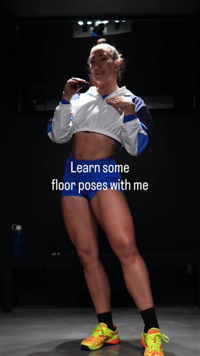 Learn a quick lil mini flow with me 💕 #posingflow #posingtutorial