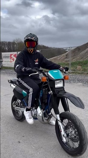 Yamaha DT 125 raw sound