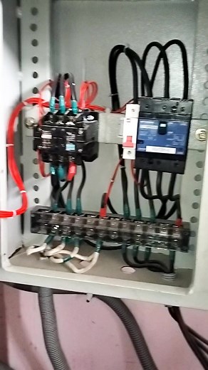 12K views · 193 shares | 3 phase control panel for transformer's coil Heat Chamber| 3 phase control panel using circuit breaker and contactor| 3 phase control panel | #engineering #electrical #electric #controlpanel EEE World | EEE World | Facebook