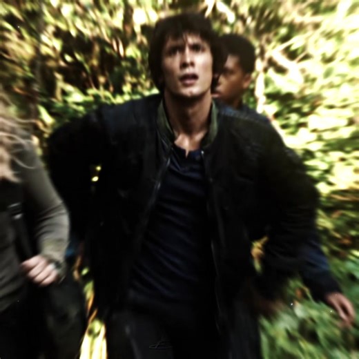 this is my 3rd time reposting cuz the quality keeps getting compressed || #bellamyblake #bellamyblakeedit #the100 #the100edits #fyp