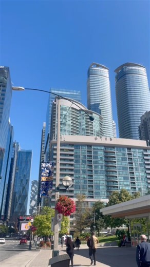 Exploring Toronto 🏙️