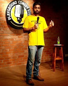 Here's a glimpse of Rahul Dua (@therahuldua) Live in action, pouring...