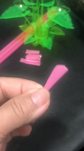 Three roses short video diy pet bottle & drinking straw best out of waste reduce reuse recycle #Recycling #diy #reducereuserecycle #diycrafts | Plastic Bottle and Paper Artwork.best for Display