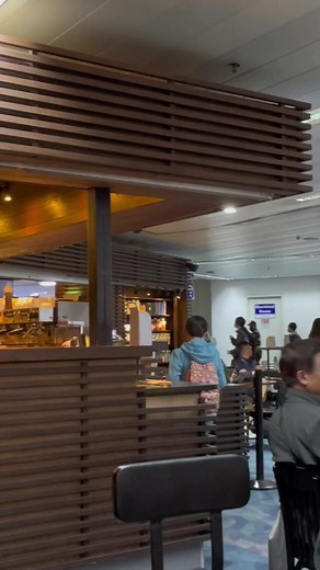 どのメンバーがどの頭がわかる人コメントで教えてください😅😅 一応表記しておきますが、投稿者は自身の飛行機を待っていただけです🥹 #ニノイ・アキノ国際空港 #bethesuninmanila #seventeen #丸山ボイス