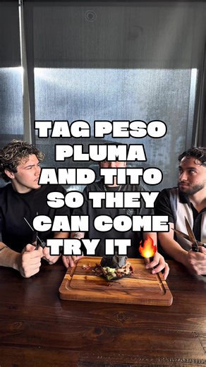 @Project Burger has entered the burger wars 💀🔥😂 TAG @Peso Pluma Y @TITO DOUBLE P👹🖤 SO THEY CAN COME TRY THIS 🙌🏻 #coachellavalley #pesopluma #titodoublep #latinotiktok #dinastia