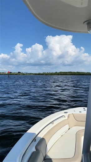 Start Your Boat Season with Delicious Lunch by the Water