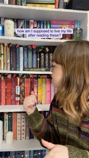 So you mean to tell us, that we ✨can’t✨ live in a castle surrounded by the fae folk in a galaxy far, far away where magic is real, and we have princes’ at our beck and call? That doesn’t sound fair. How are we supposed to live our normal lives after being immersed in fantasy worlds?! #FairyLoot #BookBox #SubscriptionBox #Fantasy #Bookish #BookProblems #ReaderLife | FairyLoot