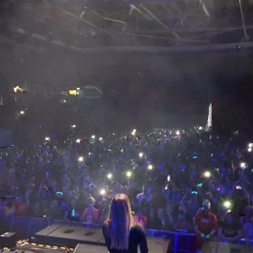 45K views · 1.5K reactions | Highlight of yesterday was Tess from Fragma Official joining me live on stage to sing this absolute classic to a sold out Braehead Arena. | George Bowie | Facebook