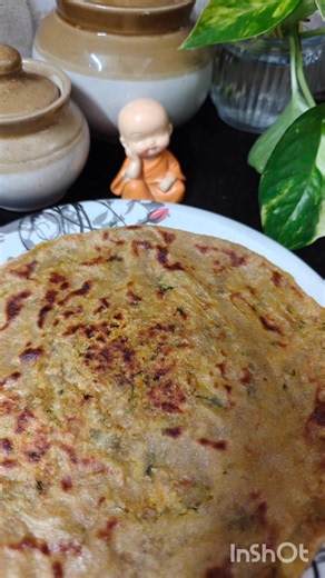 Sweet potato paratha for kids | Sweet potato thepla | रताळ्याचे पराठे #sweetpotatorecipes #shorts