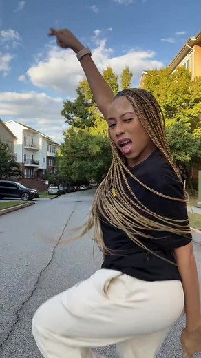 Celebrating the Birthday of a Talented Lady with a New Song Habit | Dance Challenge