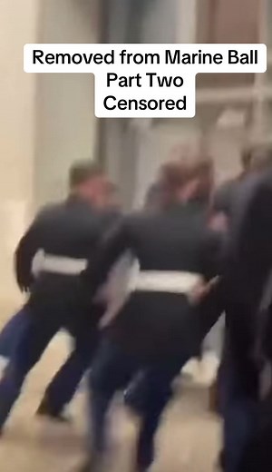 Consecuencias de ser expulsado del Marine Corps Ball