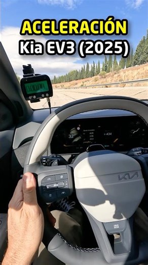 KIA EV3 2025: Así acelera este SUV eléctrico de 204 CV