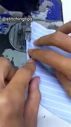 Stylish Round Neck Folding Techniques