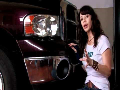 Auto Repair: How to Replace a Turn Signal Bulb