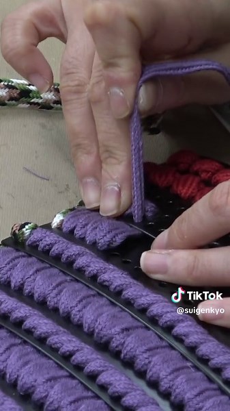 The process of making Samurai armors. The helmet worn by a Japanese MLB player for his HR celebration⚾ You can watch the full video of making Samurai armours from the link in bio!! #crafts #mlb #baseball #celebration #craftsmanship #satisfying #process #fypシ #fyp #asmr #japan #craftsmanship #crafts #asmr #職人技 #japanese