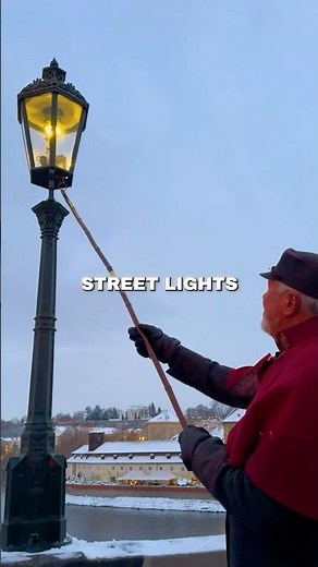 Prague Christmas Lamplighter Explaind
