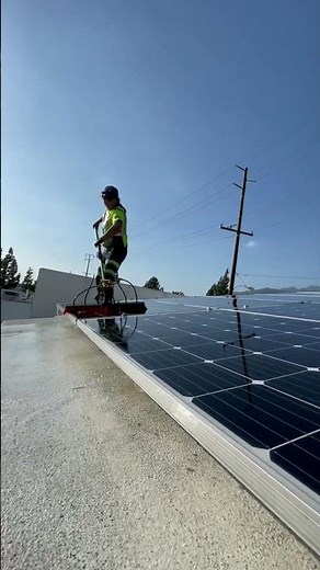 Sparkling Solar Panels: The Ultimate Clean-Up