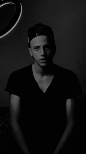 ‏لو بتعملي الحاجات دي تبقا انتي متدمره 👌🖤💔🙂