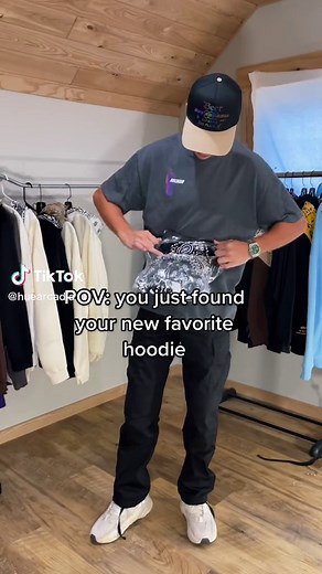 POV 👀 you ordered a hoodie from a random tik tok #babushkahoodie #streetwear #fyp #clothingbrand