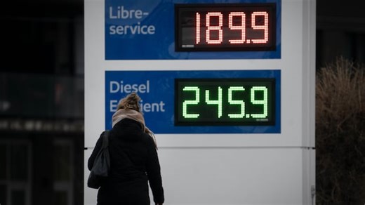 Gas nears $2 for regular in Quebec, but drivers have a new tool to find the lowest price